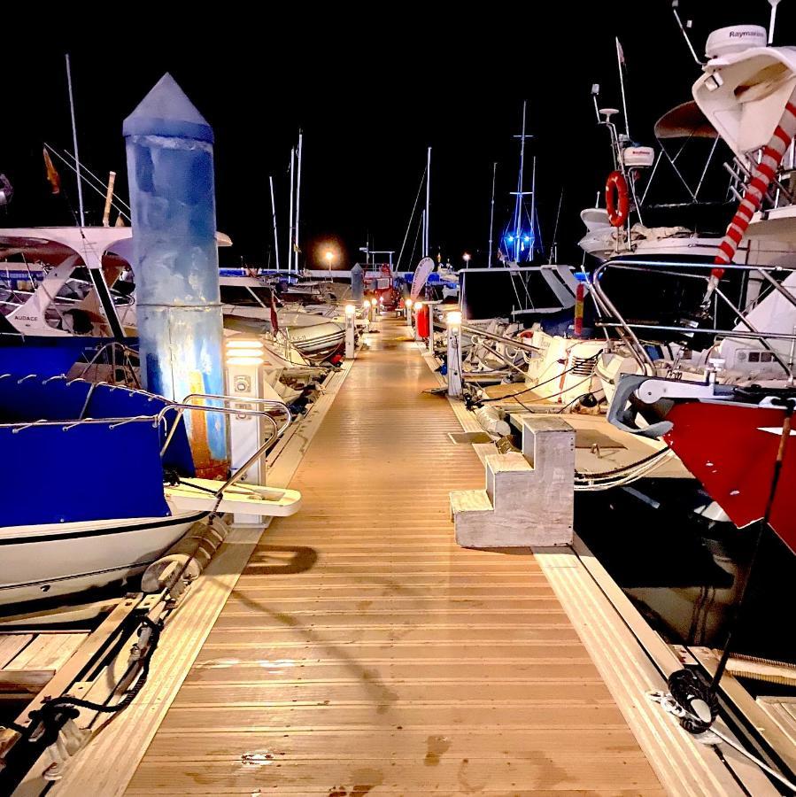 Barco Pita - Amarilla Marina Otel San Miguel de Abona Dış mekan fotoğraf